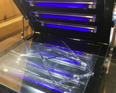 Fire stykke liming UV-lampe med lim