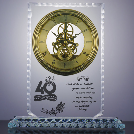 Glasstrofé stilisert klokker WAVES - Motiv og teksten 